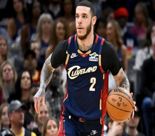 詹姆斯目睹,东契奇精彩,三分后激动,万博manbetx体育平台,万博体育官网,万博体育app下载,ManBetX,SPORTS